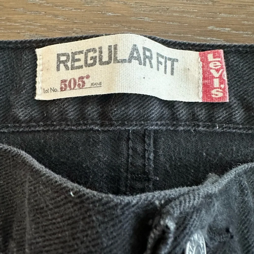 Levi's 505 Black Regular Fit Size 40x32 Gently Worn‎
